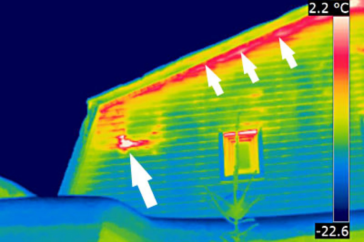 Места утечек тепла в здании на тепловизоре