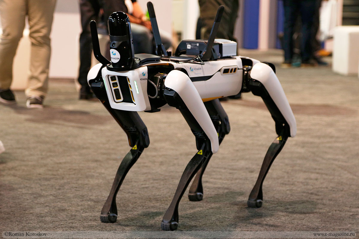 Робот собака с программным обеспечением и локационной техникой Hexagon