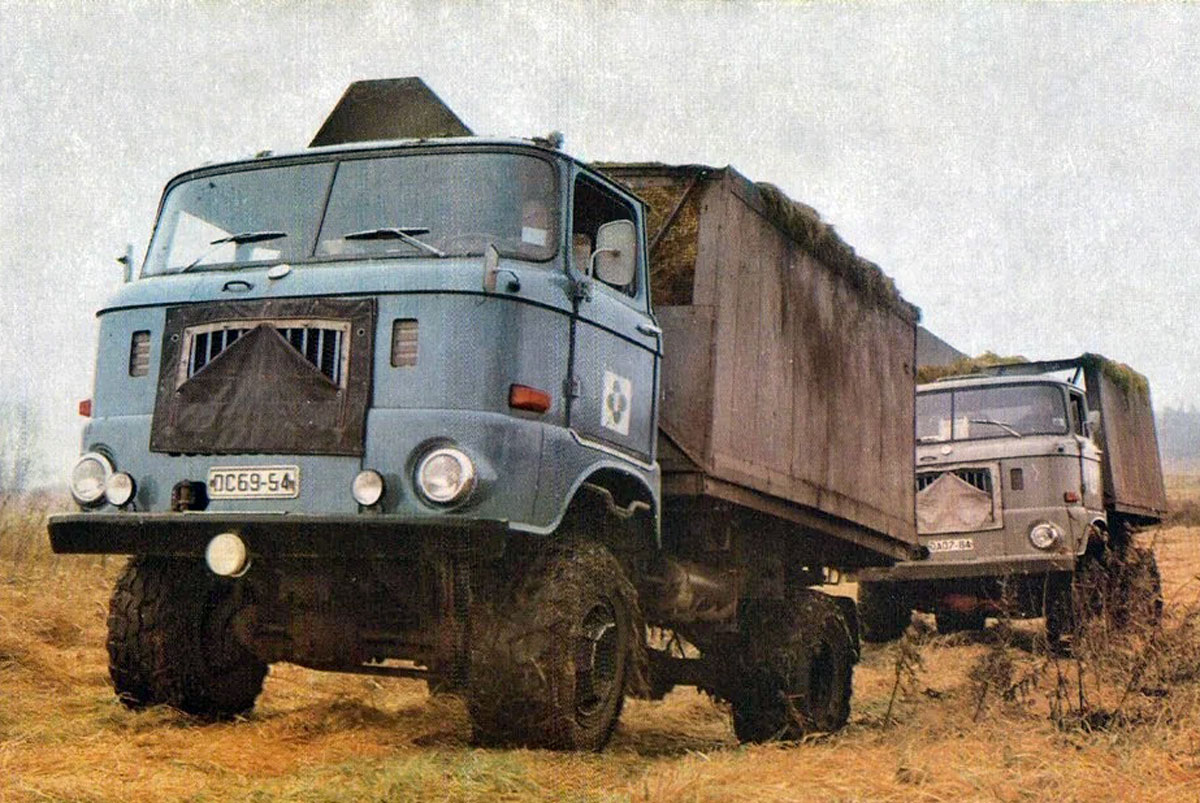 Бортовые грузовики IFA W 50L, архивное фото