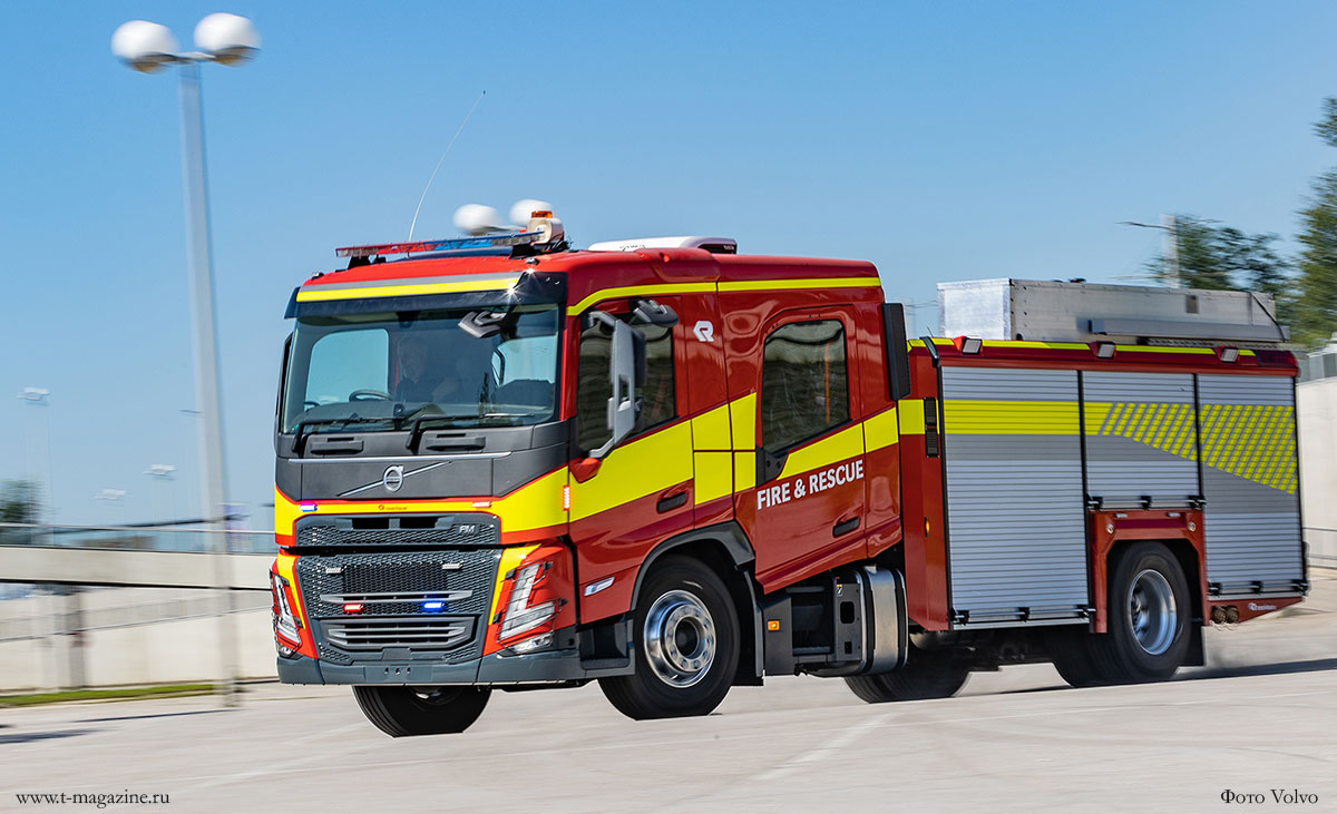 Пожарная машина Volvo FM с кузовом Rosenbauer ET