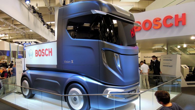 Концепт Bosch Vision X на Ганноверской выставке грузовиков IAA-2016